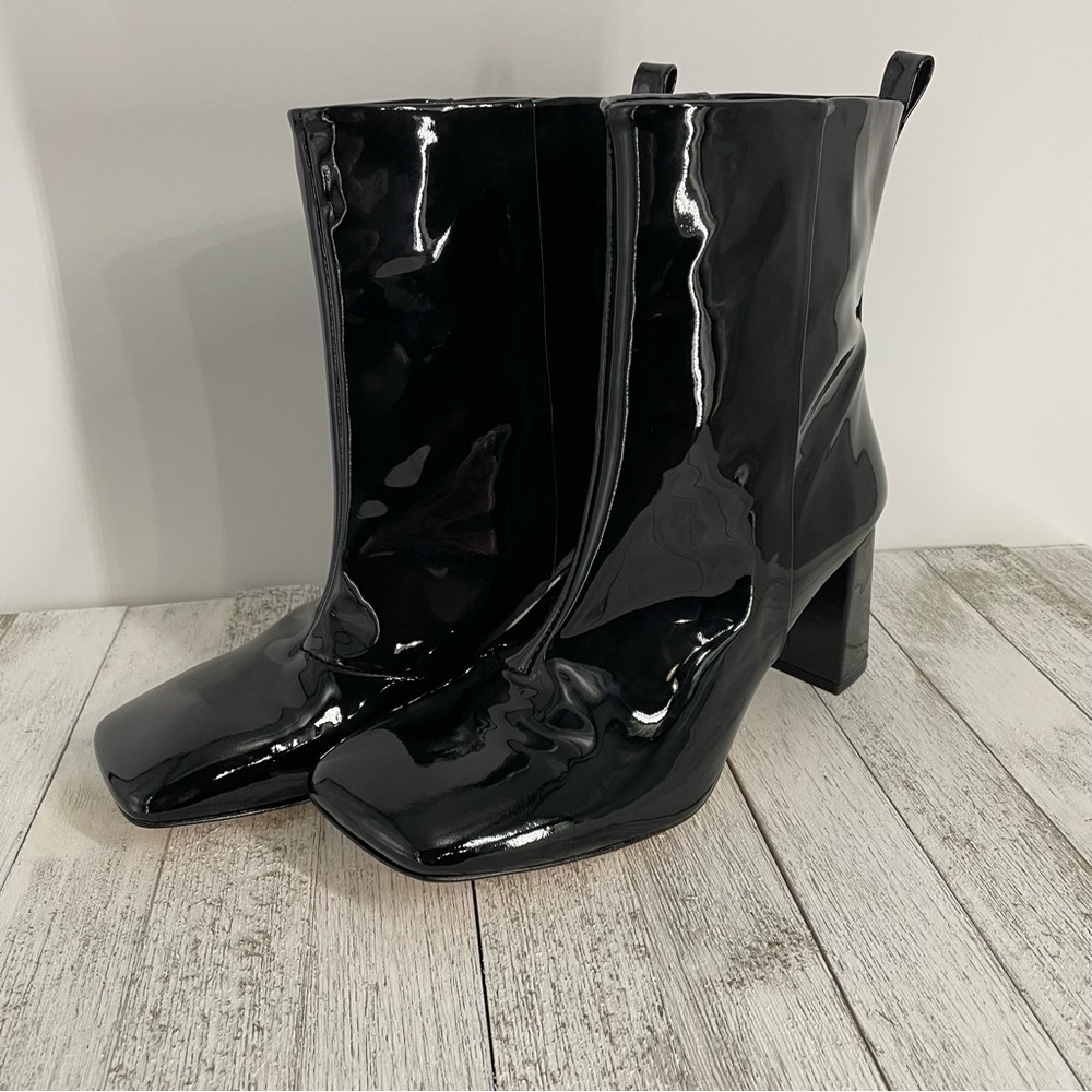 Good American Square Toe Patent Leather Ankle Boot Black - Picture 3 of 9